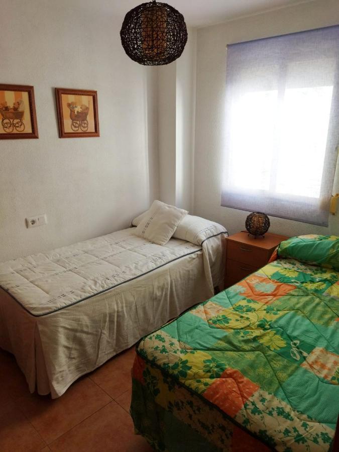 Apartamento Tranquilo Con 3 Dormitorios Cádiz Exterior photo